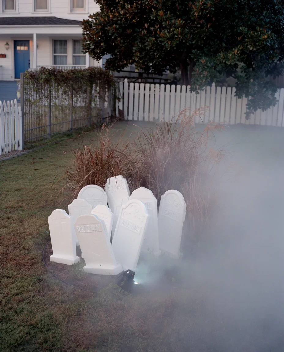 Outdoor Graveyard Scene for the Lawn 1