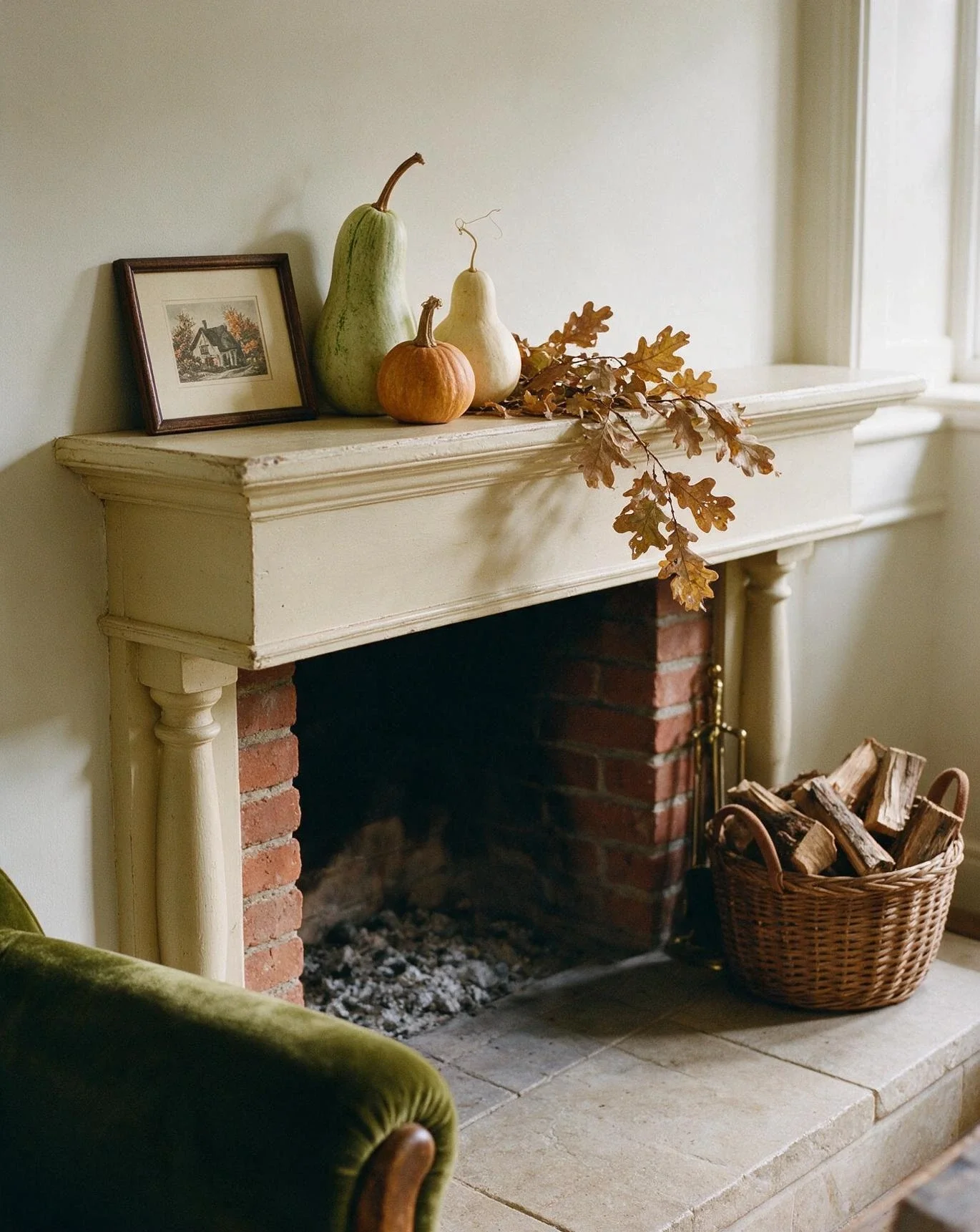 Simple Mantel Styling with Gourds 2